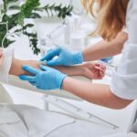 Prosedur Pemasangan Infus yang Aman dan Bebas Komplikasi