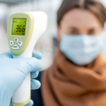 Cara Benar Mengukur Suhu Tubuh di Rumah