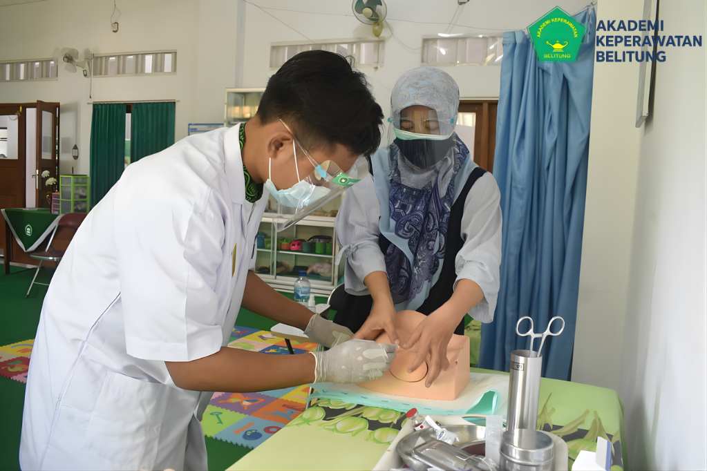 Pembelajaran Berbasis Praktik: Pembelajaran Berbasis Praktik untuk Calon Perawat Profesional