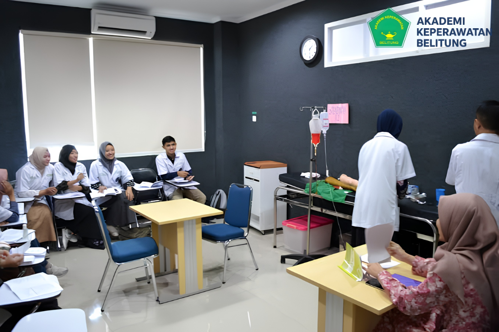 Panduan Mengikuti Ujian Skill Lab bagi Mahasiswa Semester Awal di Akademi Keperawatan Belitung
